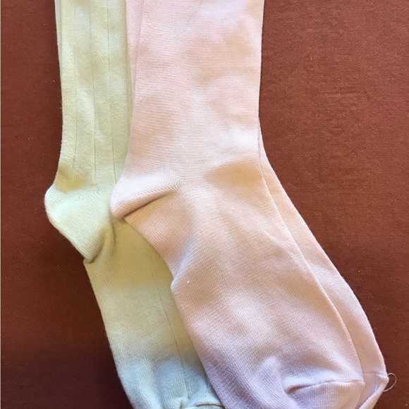 NWOT TWO RIBBED TOP PINK AND CREAM SOCKS - Picture 2 of 4